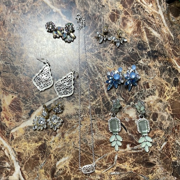 A Classy Chic Boutique Jewelry - Jewelry bundle